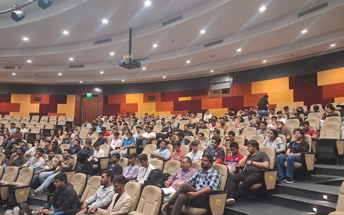 Packed auditorium during keynote